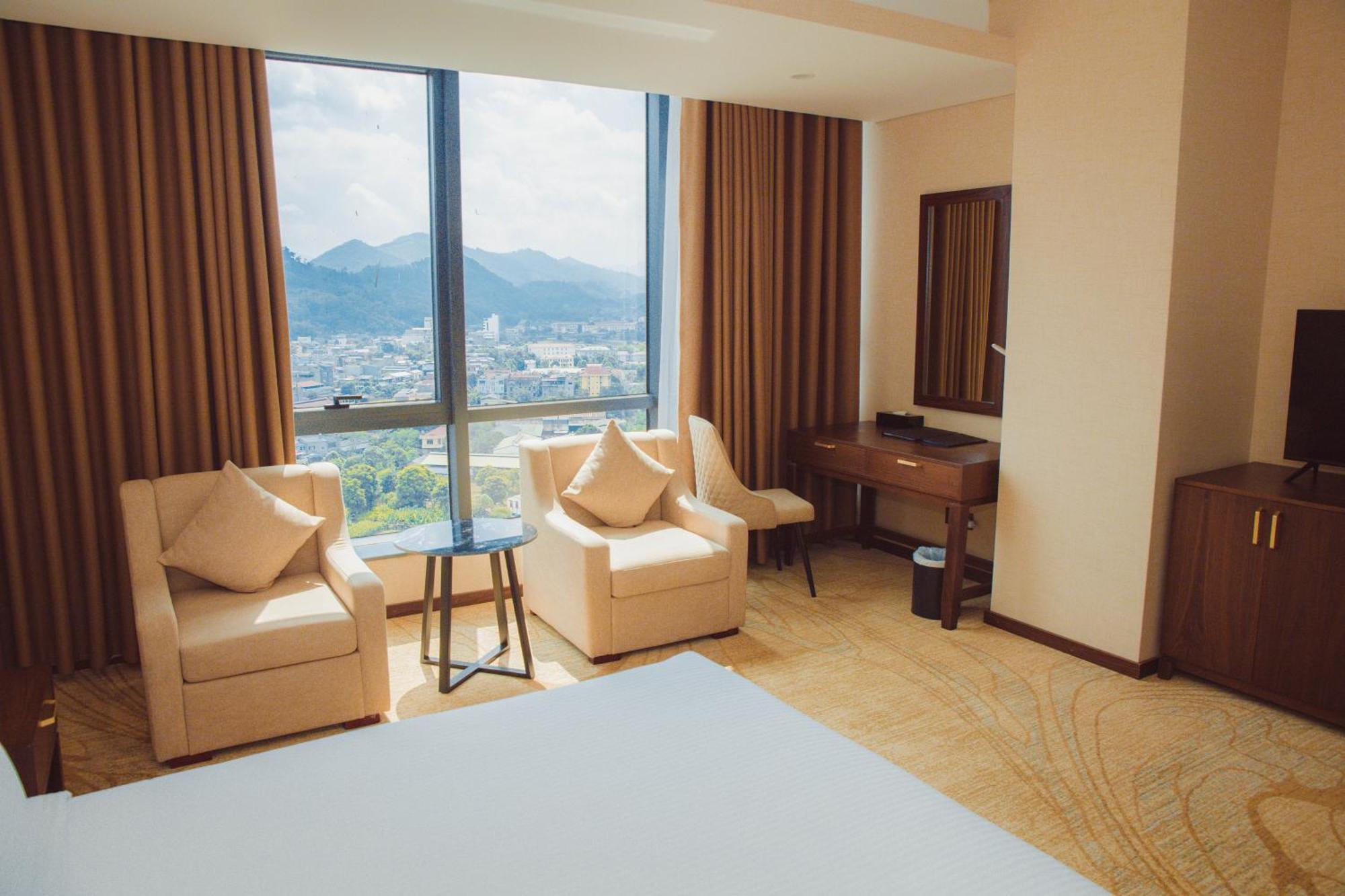 Muong Thanh Luxury カオバン エクステリア 写真